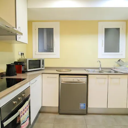 Girona 108 Apartment *